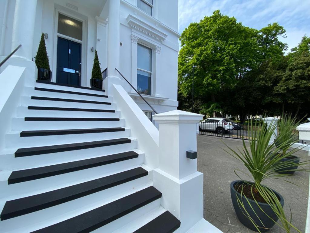 Aparthotel Boutique Nights WTA WTA Eastbourne Exterior foto