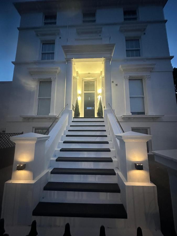 Aparthotel Boutique Nights WTA WTA Eastbourne Exterior foto